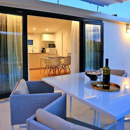 First Apartment Zadar Exteriör bild