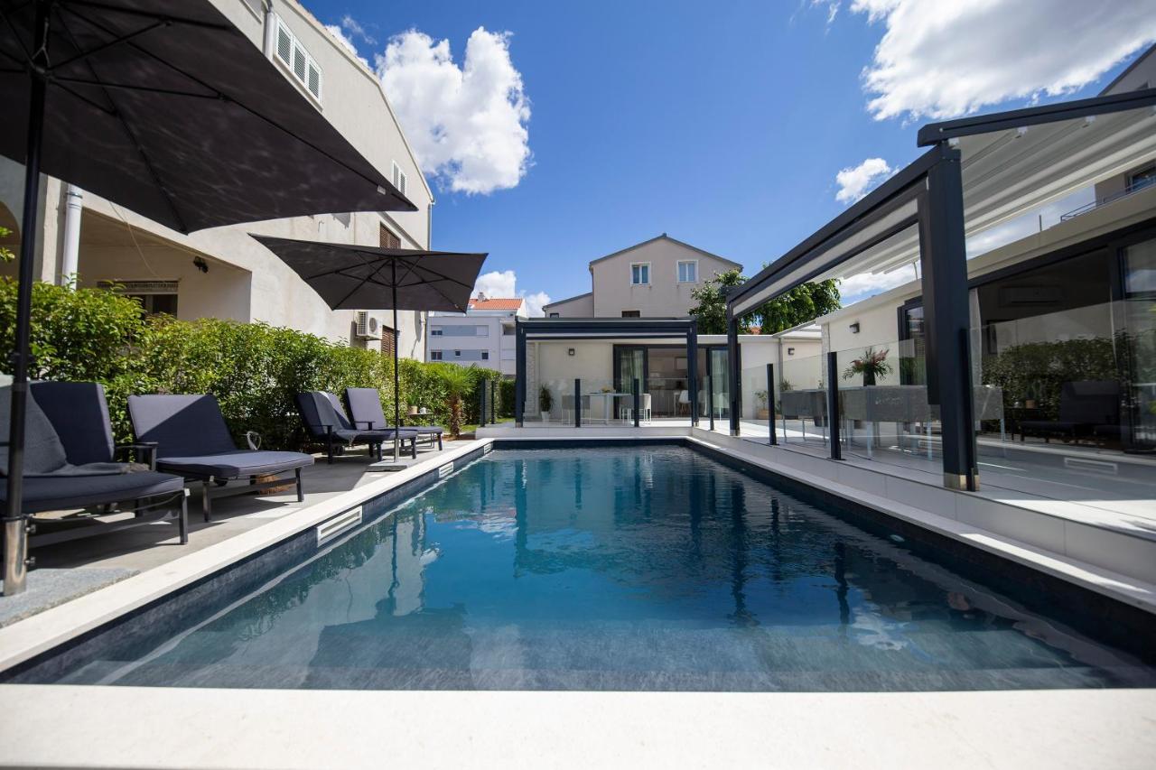 First Apartment Zadar Exteriör bild
