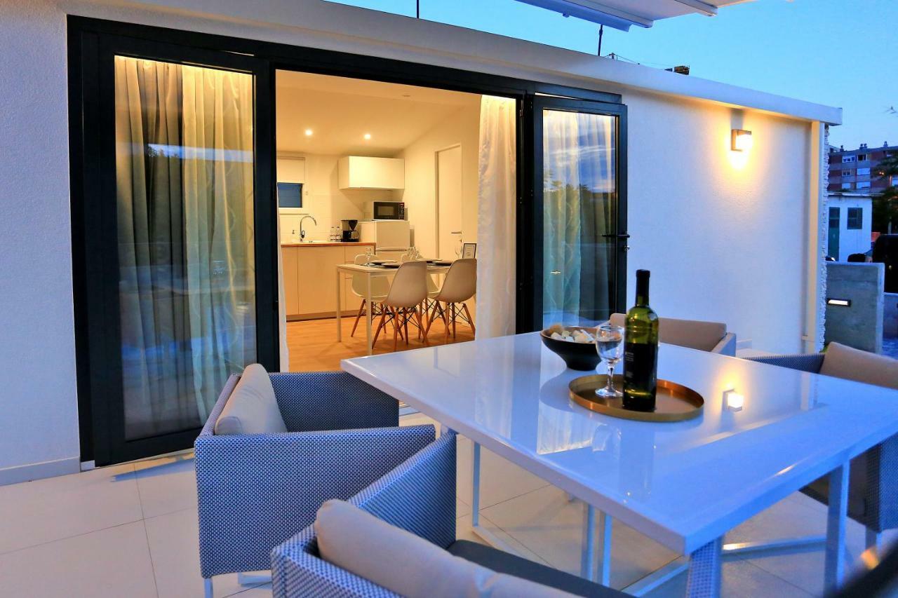 First Apartment Zadar Exteriör bild