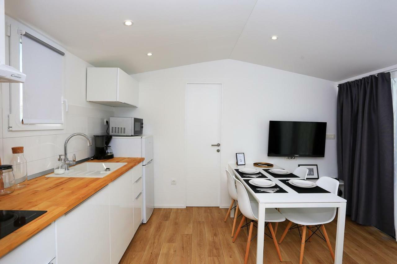 First Apartment Zadar Exteriör bild